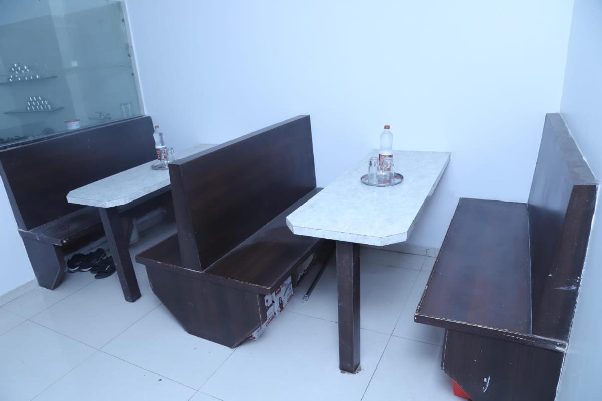 Hotel Kewal Inn Jalgaon Екстер'єр фото